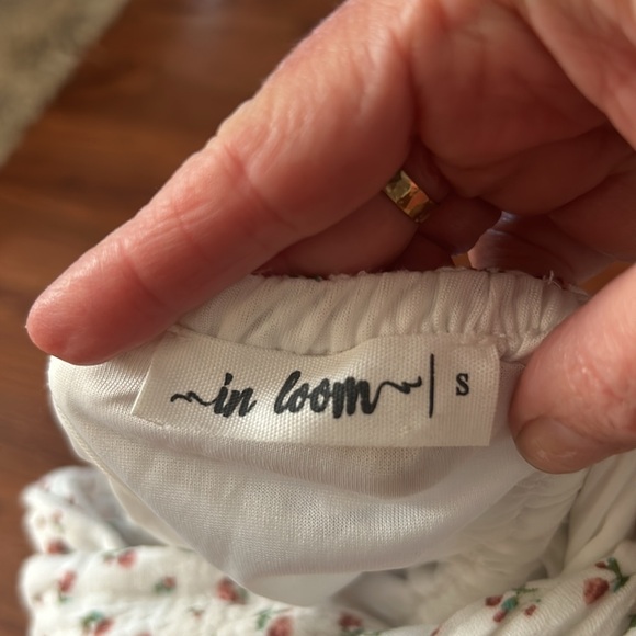 Dress - Picture 6 of 6